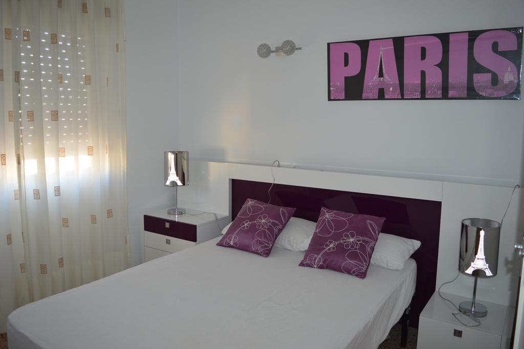 Apartamentos De Las Heras Ibiza-Stadt Zimmer foto